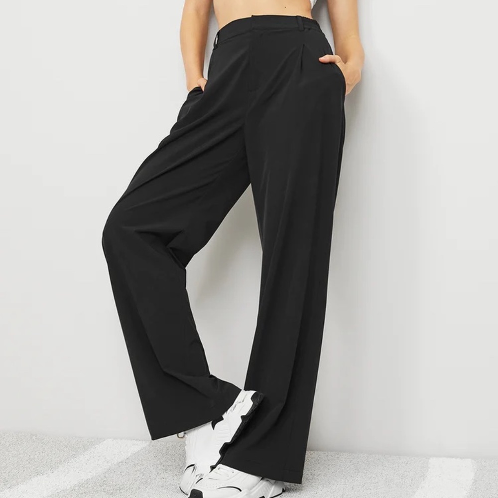 Alo High-Waist Pursuit Trouser